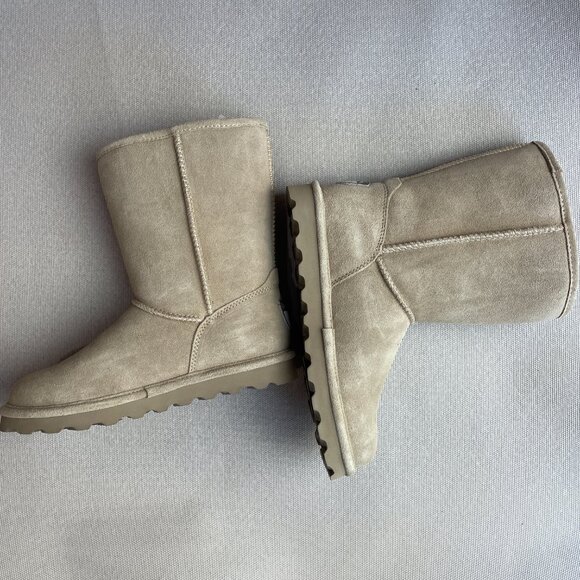 BearPaw classic boots NWOT - Picture 3 of 3